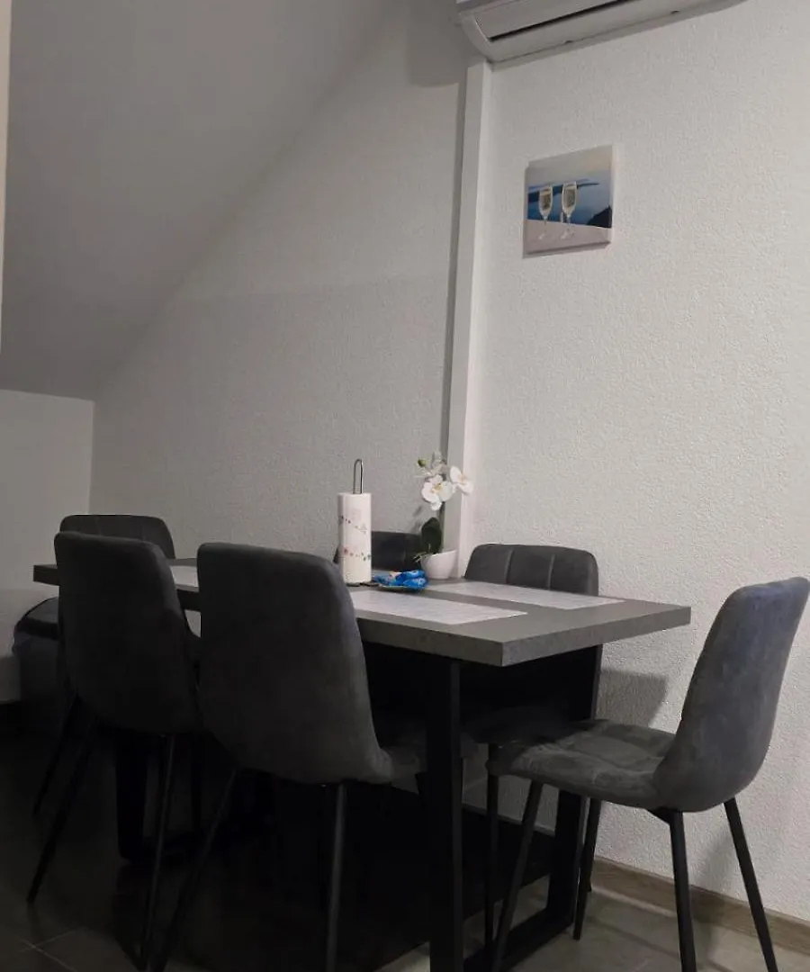Apartmani Marijamagdalena Gračac